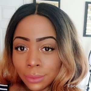 Meet your Posher, Nikki